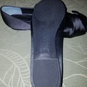 Brand new Charles by Charles David flats size 7.5